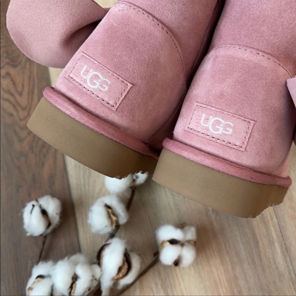 🌿UGG- CLASSIC MINI WISP BOOTS🌿 - Picture 8 of 13